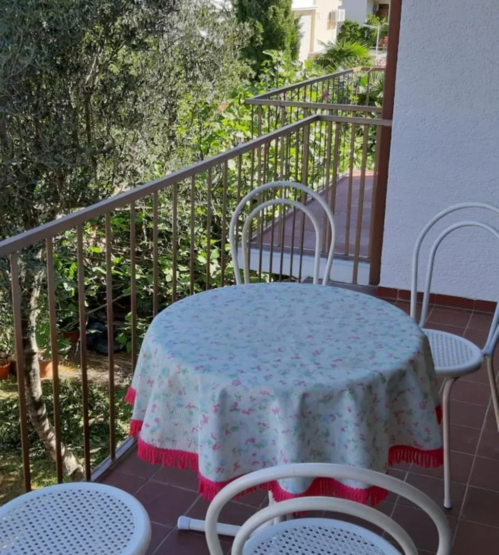 Oleander Apartments Selce 0*,